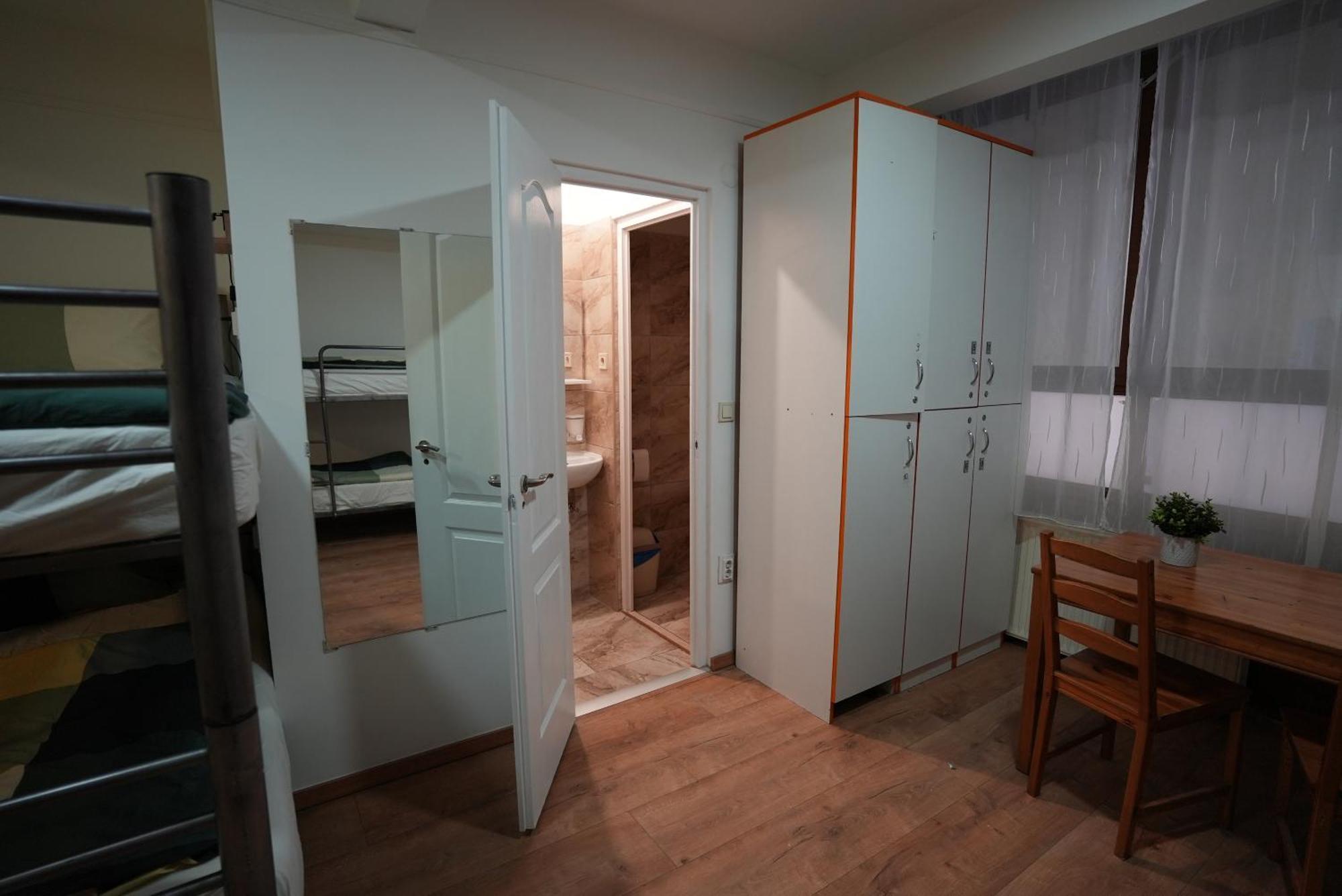 Center Hostel And Guest House Budapest Eksteriør bilde