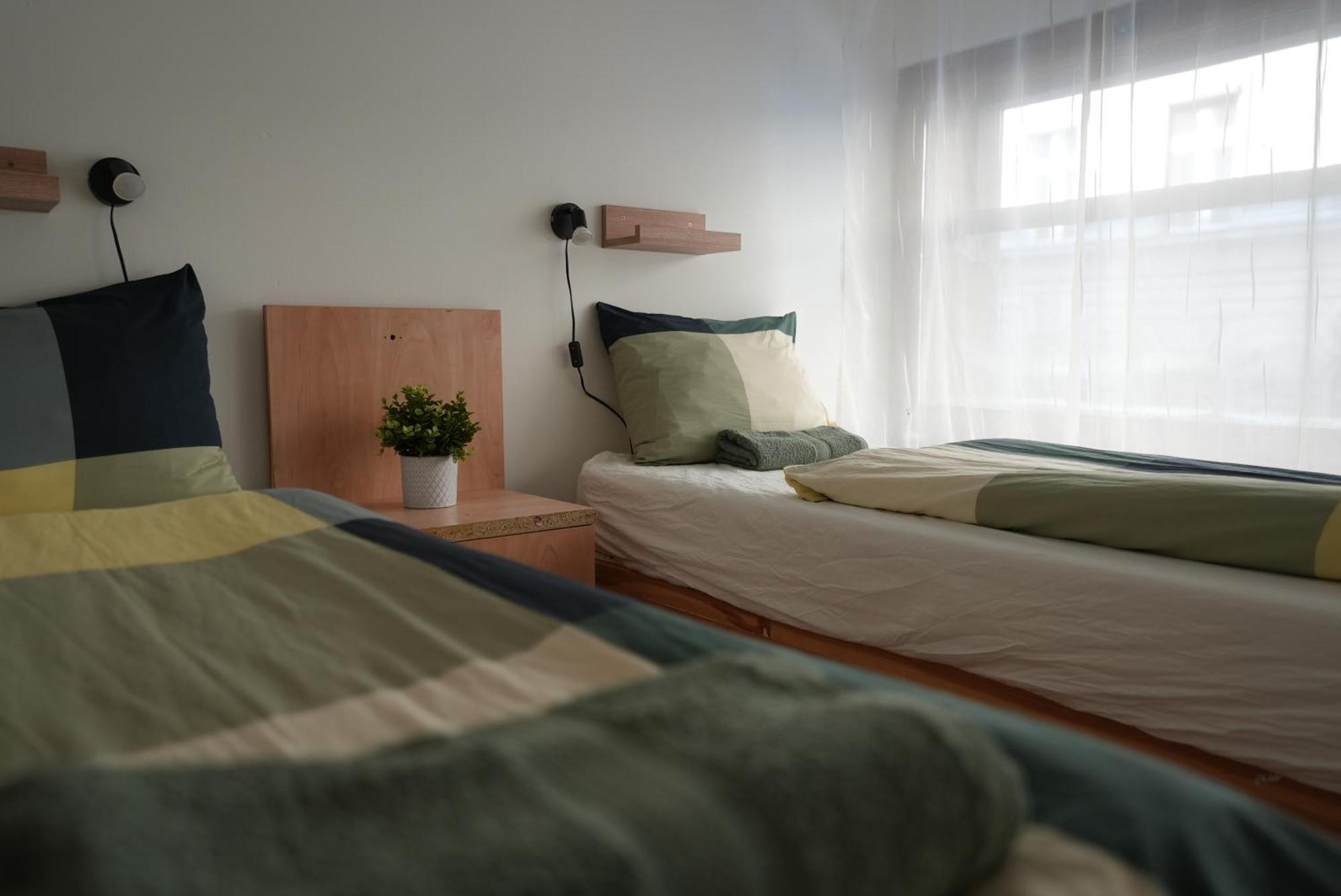 Center Hostel And Guest House Budapest Eksteriør bilde